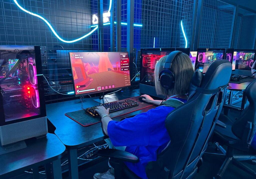 Институт бизнеса и дизайна