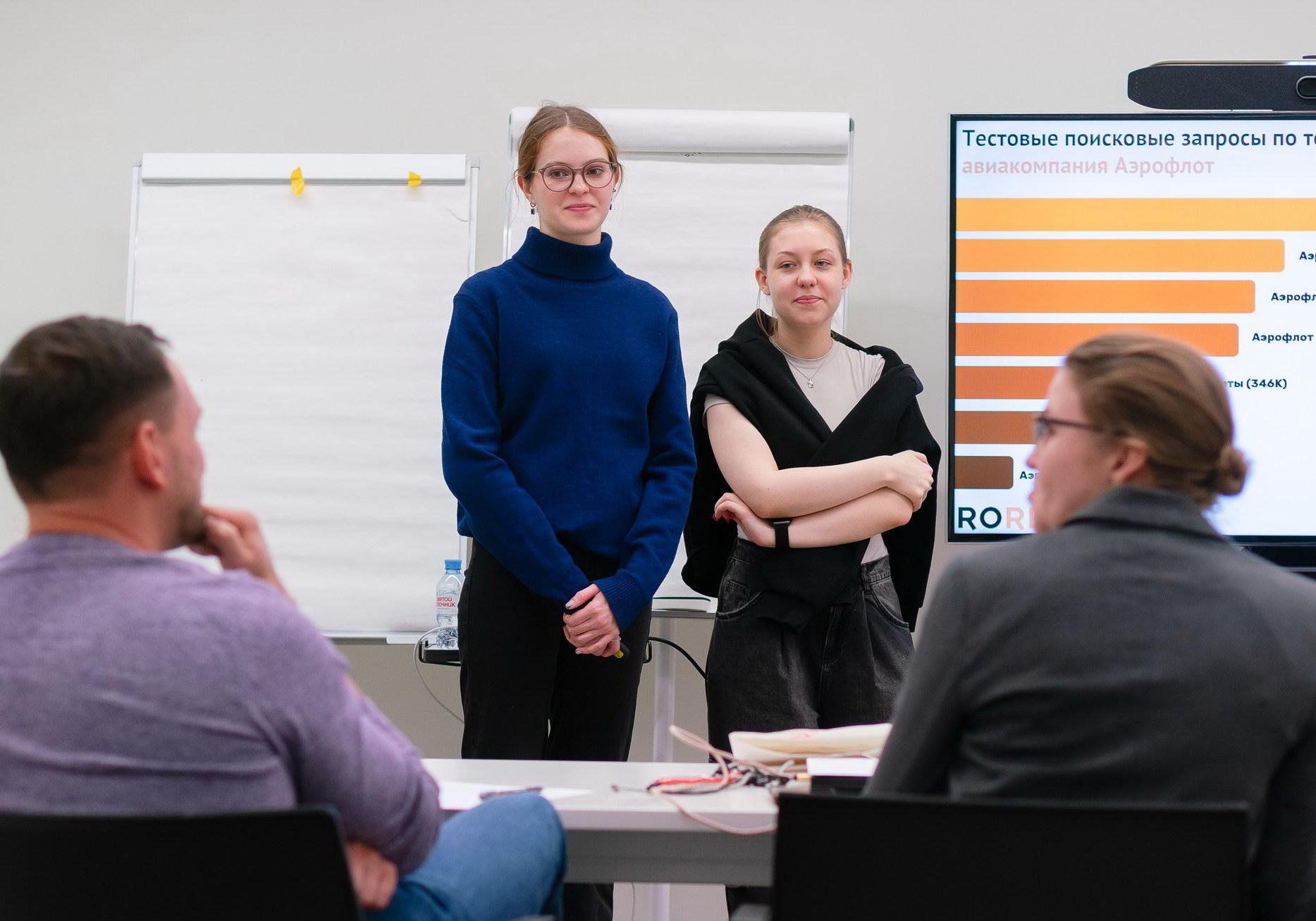 Студенты B&amp;D представили исследования по работе нейросетевых поисковых систем
