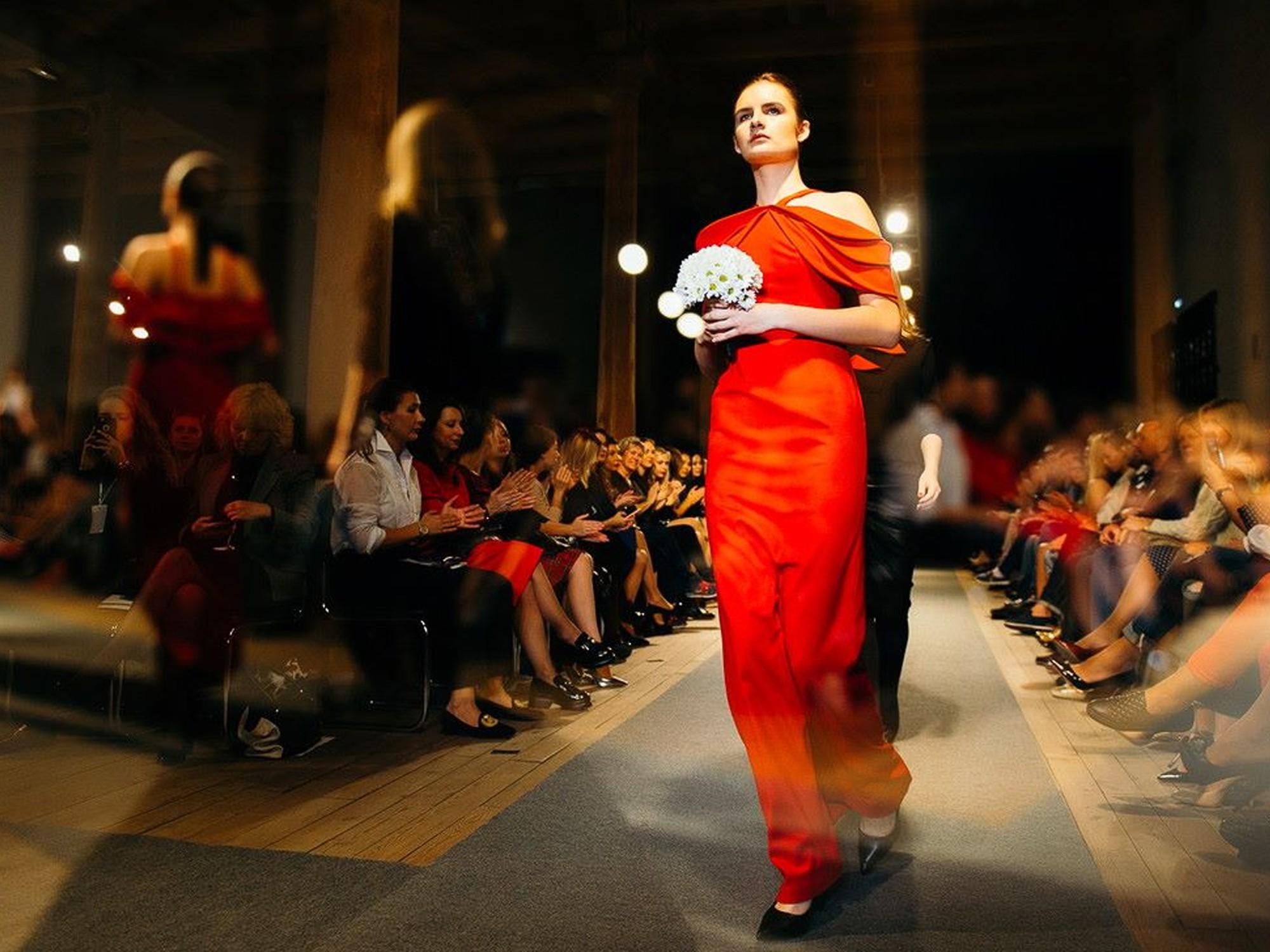 Выпускница победила в Caspian Fashion Week