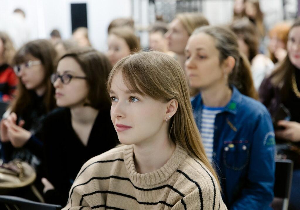 Институт бизнеса и дизайна