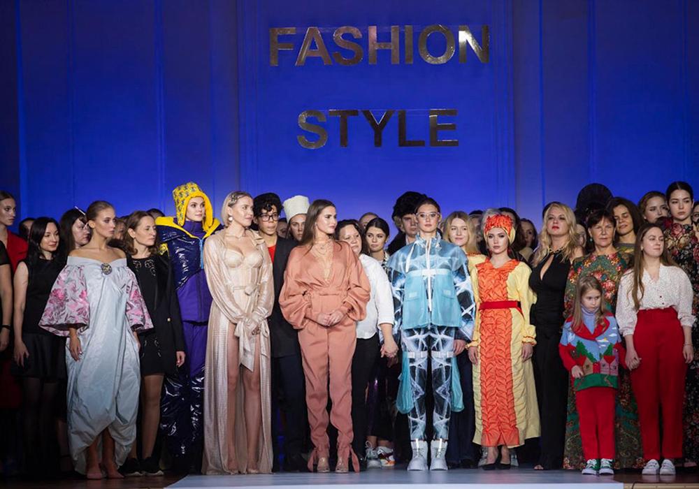 Дизайн одежды на конкурсе «Русский Силуэт»