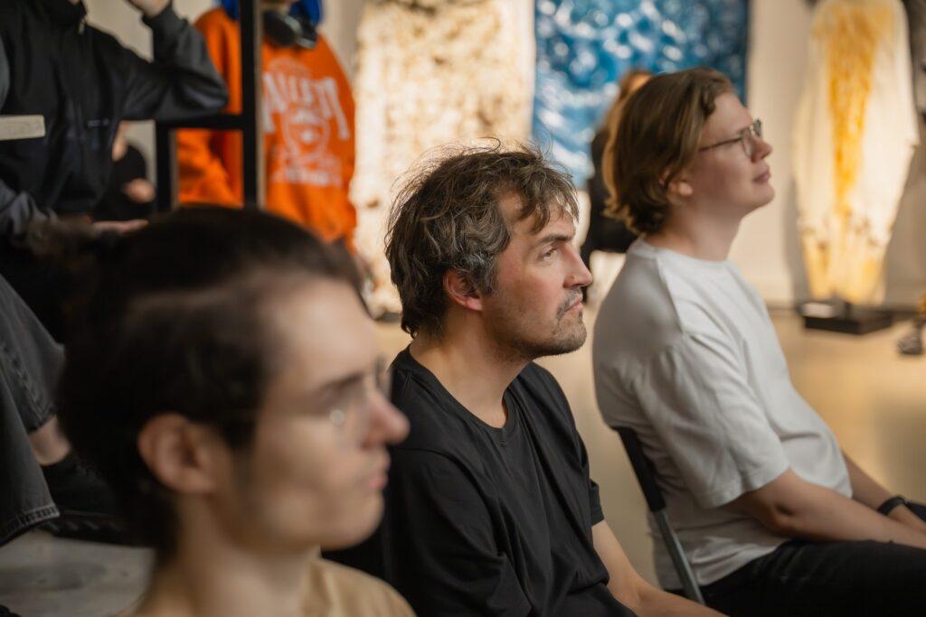 Институт бизнеса и дизайна